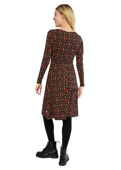 Froggy Queen, rose hip hella