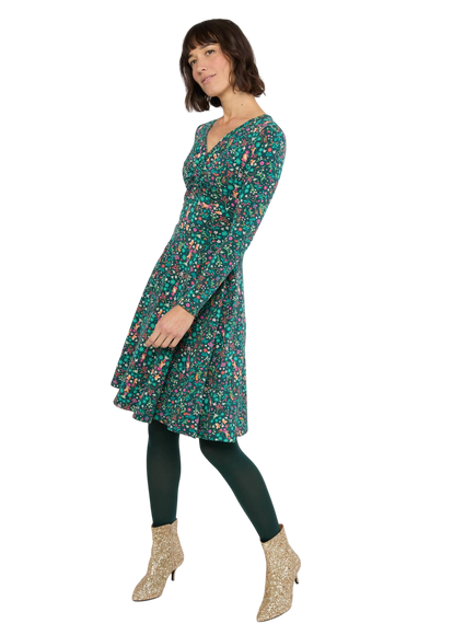 Hot Knot, magic show stars