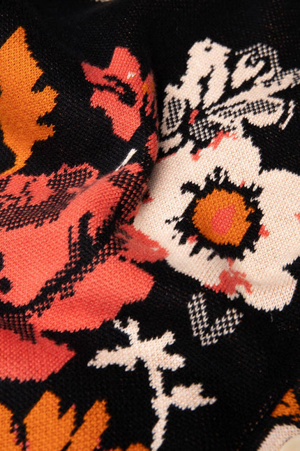 BLUTSGESCHWISTER VEST CHARMING STORYTELLER, OPULENT ROSE CARPET