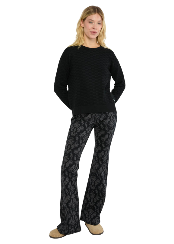 On a Winters Day Flared princess tapestry black