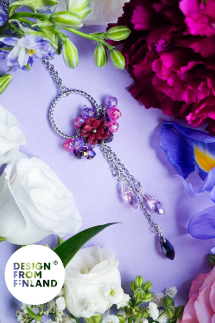 DAUGHTER OF THE WILD ROSE KETTING