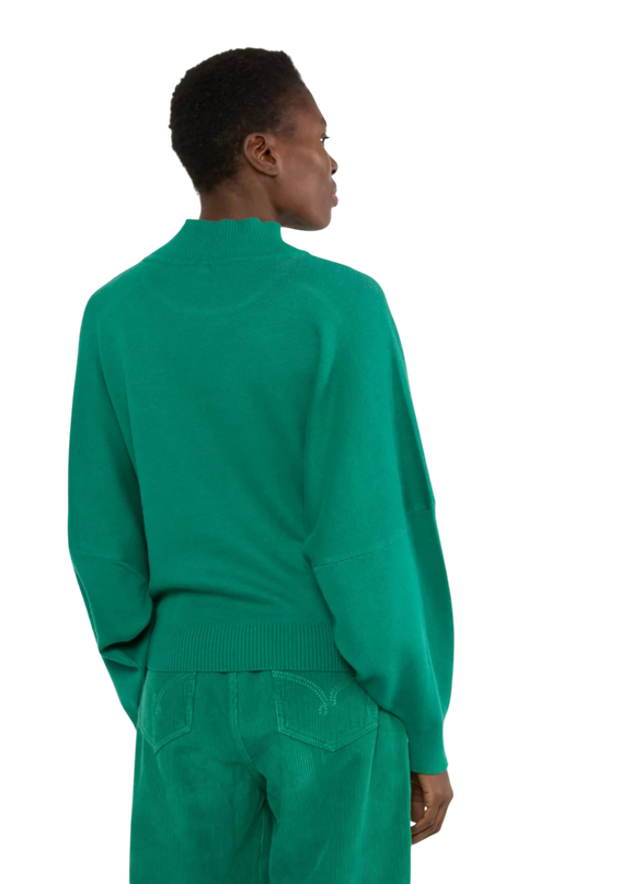 Diamond Loom Egg chunky pullover green