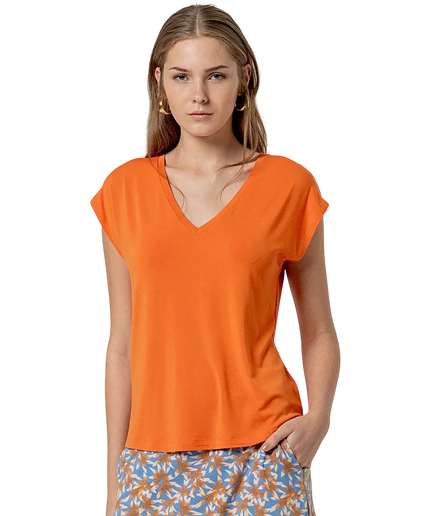 SURKANA T-SHIRT MED V-RINGNING