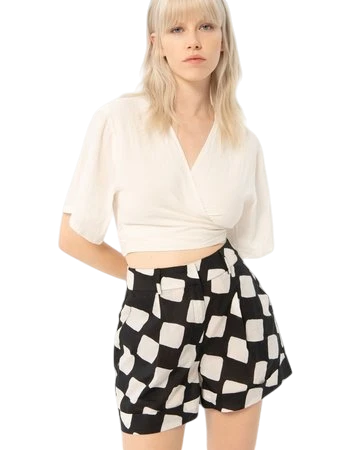 Surkana short, zwart-wit