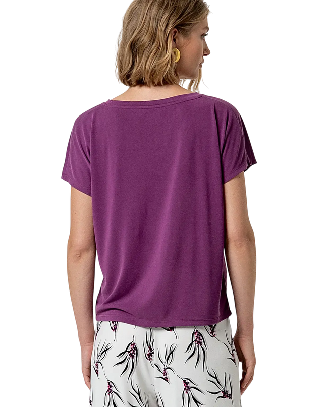 PURPLE SLEEVELESS V-NECK T-SHIRT