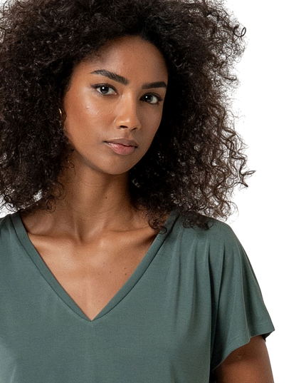 SLEEVELESS V-NECK T-SHIRT BOTTLE GREEN