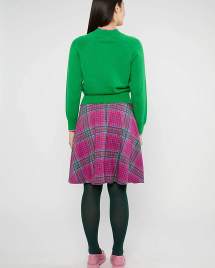 ROMANCE RULES THE WORLD PRINCESS GARDEN CHECK