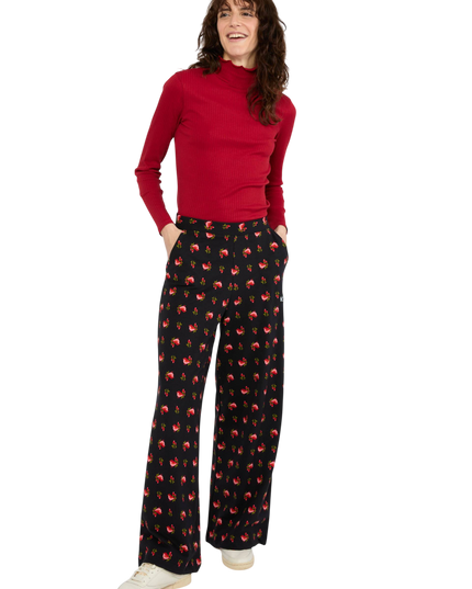 Die Beene von Marlene Blackbird