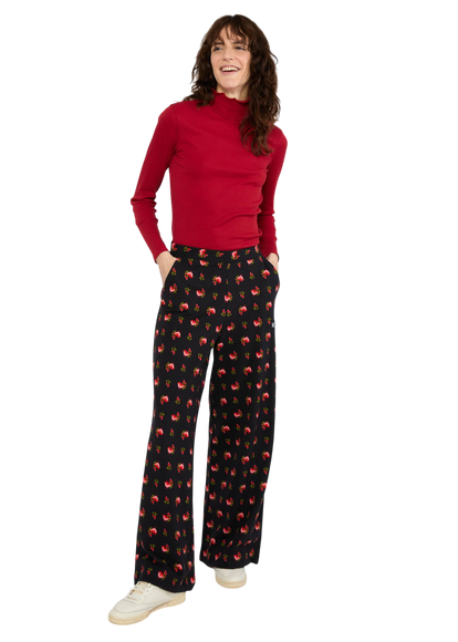 Die Beene von Marlene Blackbird