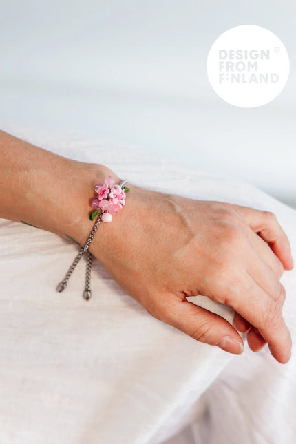 DAUGHTER OF THE NORTH TWINFLOWER BRACELET