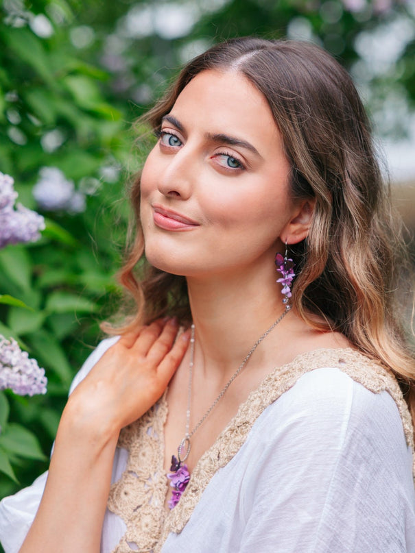 DAUGHTER OF THE NORTH LILAC OF DREAMS OORBELLEN, MID SIZE, 18K GOLD PLATED