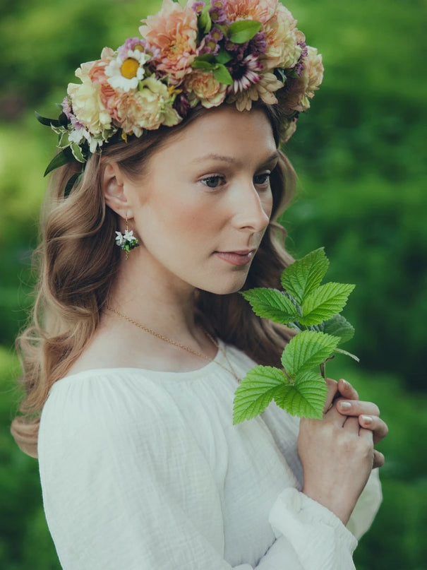 DAUGHTER OF THE NORTH ARCTIC STARFLOWER OORBELLEN