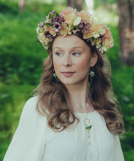 DAUGHTER OF THE NORTH ARCTIC STARFLOWER HOOP OORBELLEN 18K GOLD PLATED