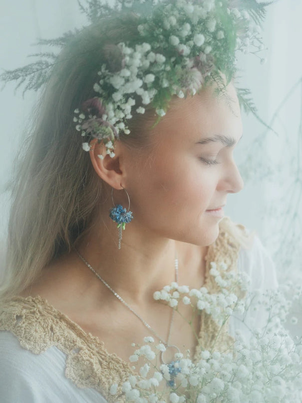 DAUGHTER OF THE NORTH FORGET ME NOT HOOP OORBELLEN 18K GOLDPLATED