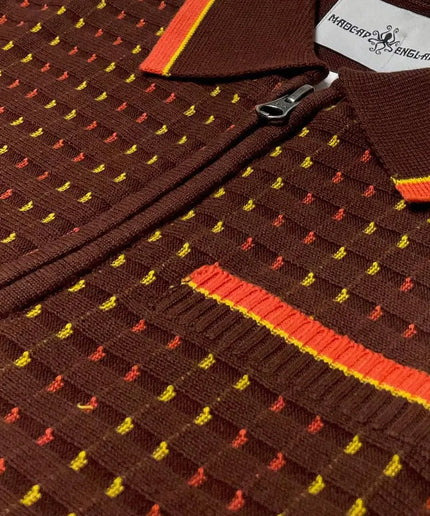 MADCAP COLTRANE mod-inspireret jacquardstrikket poloshirt med tekstureret stregmønster, brun