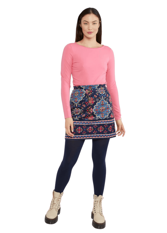 Dreamy Eyes", carpet of history