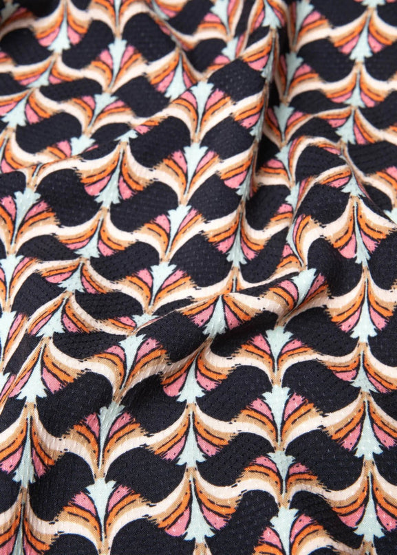 BLUTSGESCHWISTER FEED THE BIRDS, rainbow brush