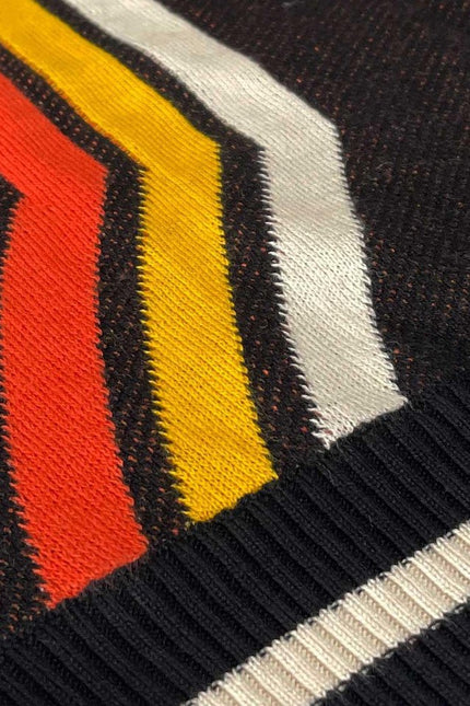 MADCAP Pirelli 60s Mod Textured Knit Mock Turtleneck Jumper in Black