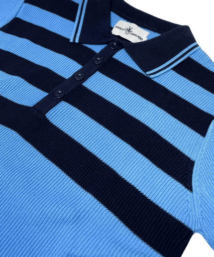 MADCAP TERRY RETRO MOD RIBSTRIKKET STRIBET POLO I BLÅ/SORT