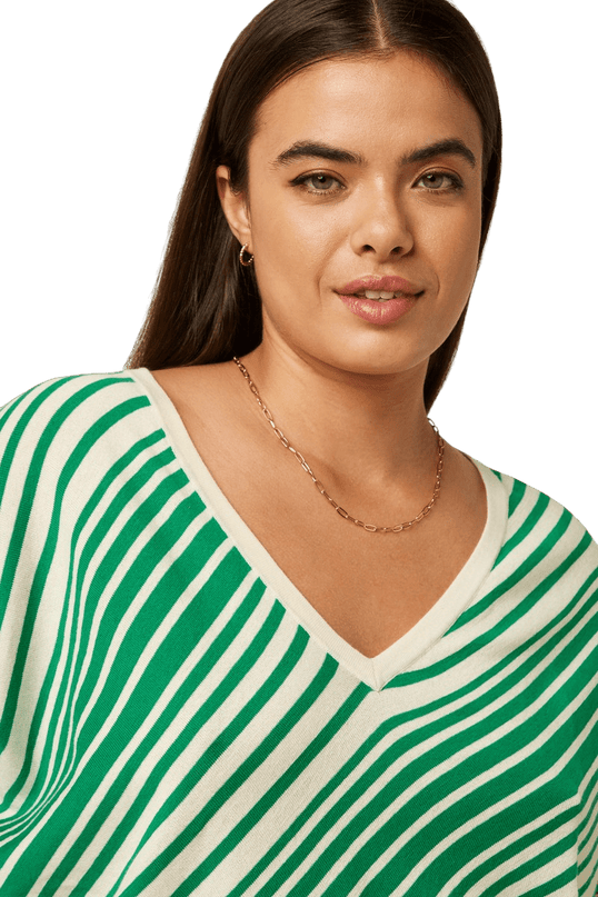 Valentina V Top Armada